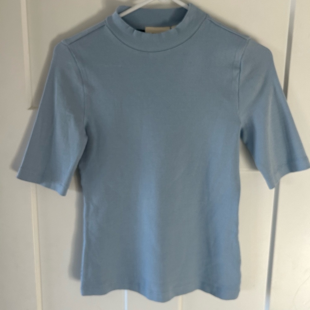 Light Blue Ribbed Short Sleeve Top - Maeve by Anthropologie - size XS Brand New